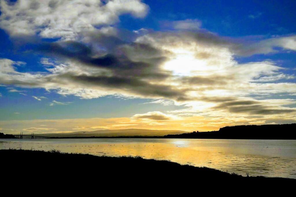 Spacious Sea View Home 5 Miles From Inverness North Kessock Extérieur photo