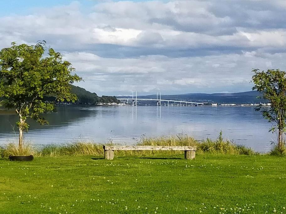 Spacious Sea View Home 5 Miles From Inverness North Kessock Extérieur photo