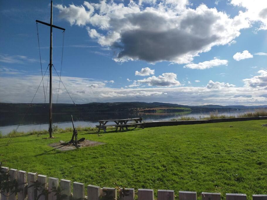 Spacious Sea View Home 5 Miles From Inverness North Kessock Extérieur photo