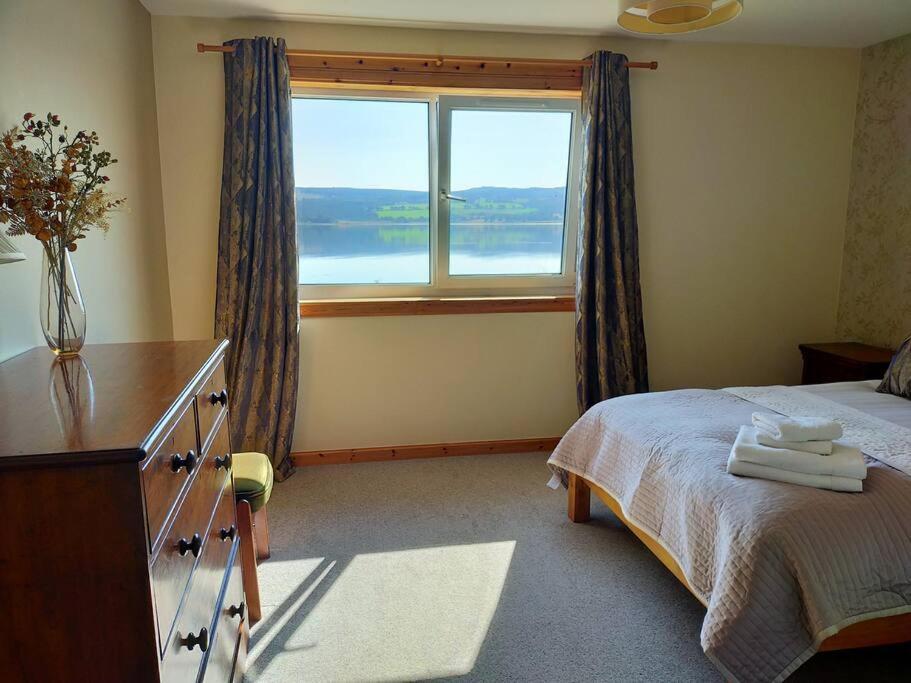 Spacious Sea View Home 5 Miles From Inverness North Kessock Extérieur photo